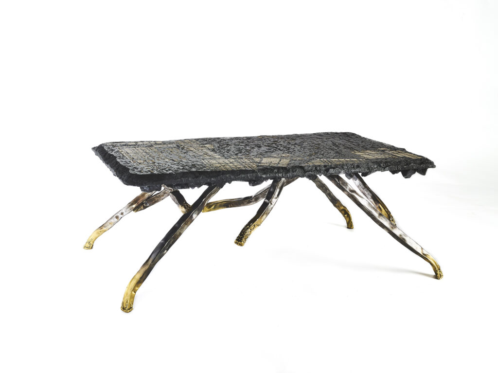 Photo de la première oeuvre du projet CarbonRock du sculpteur Fred Naud