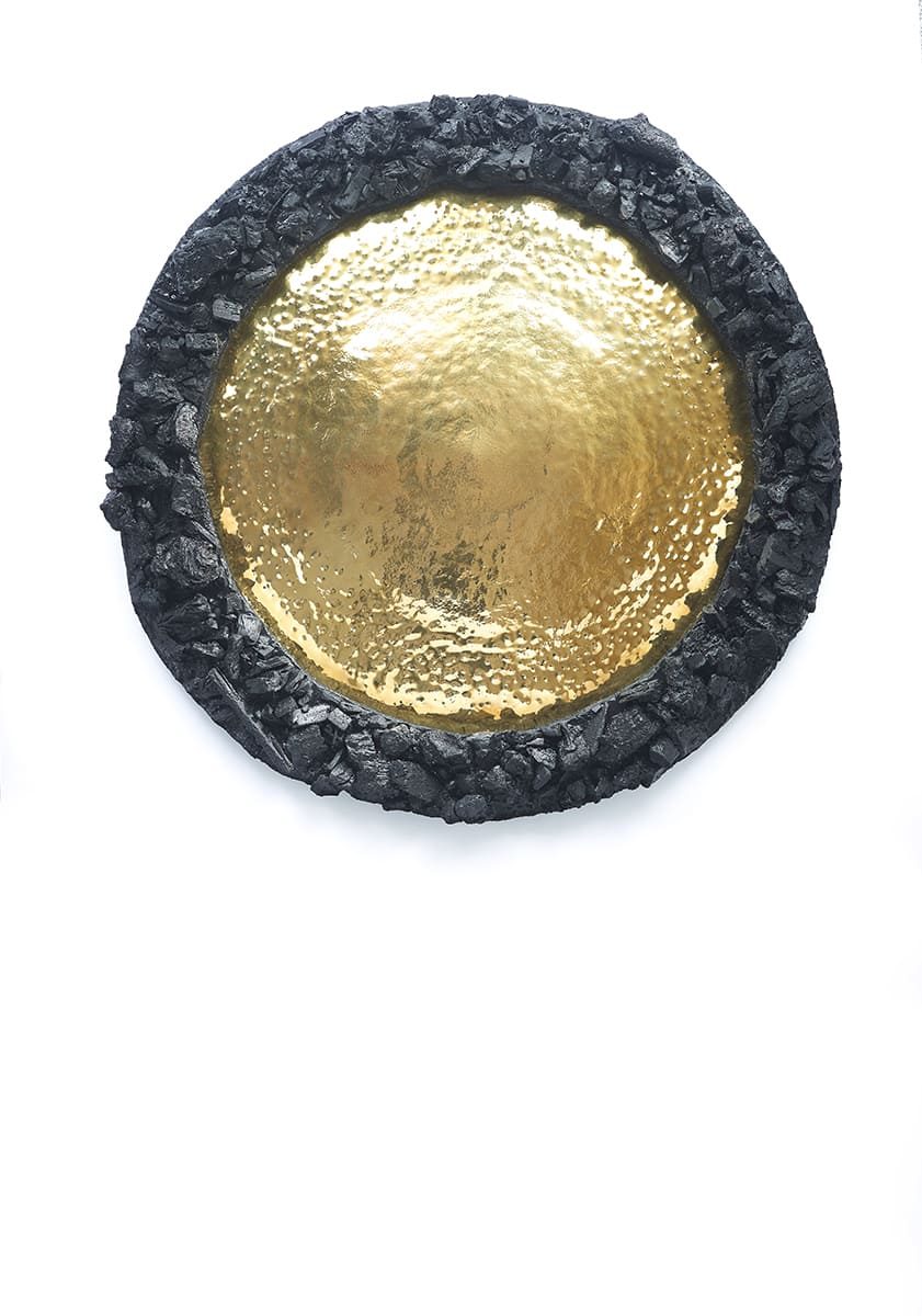 CARBON ROCK GOLD SUN 1.1 Présentation de l'oeuvre murale Carbon Rock Gold Sun, de l'artiste contemporain Frédéric Naud